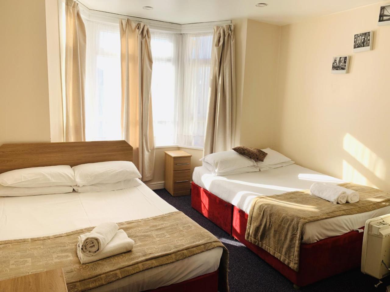 Britannia Inn Hotel Ilford Eksteriør bilde