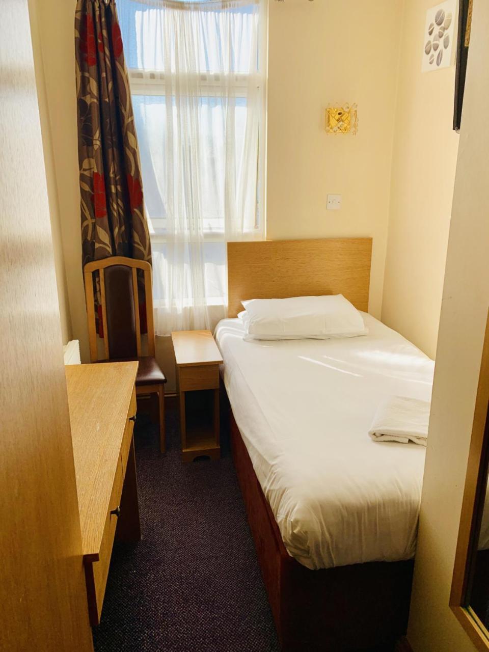 Britannia Inn Hotel Ilford Eksteriør bilde